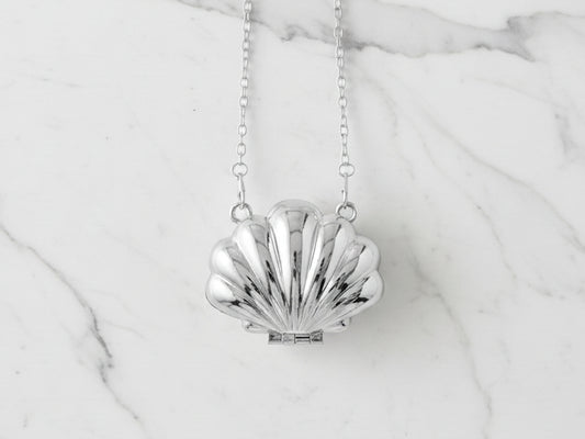 Acrylic Silver Mini Shell Clutch