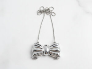 Acrylic Silver Mini Bow with mirror Clutch